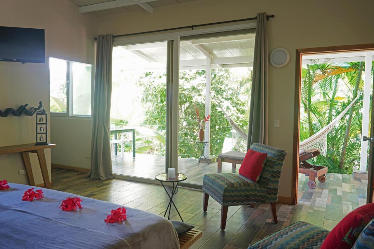 Funky Monkey Lodge Playa Santa Teresa  Exterior photo